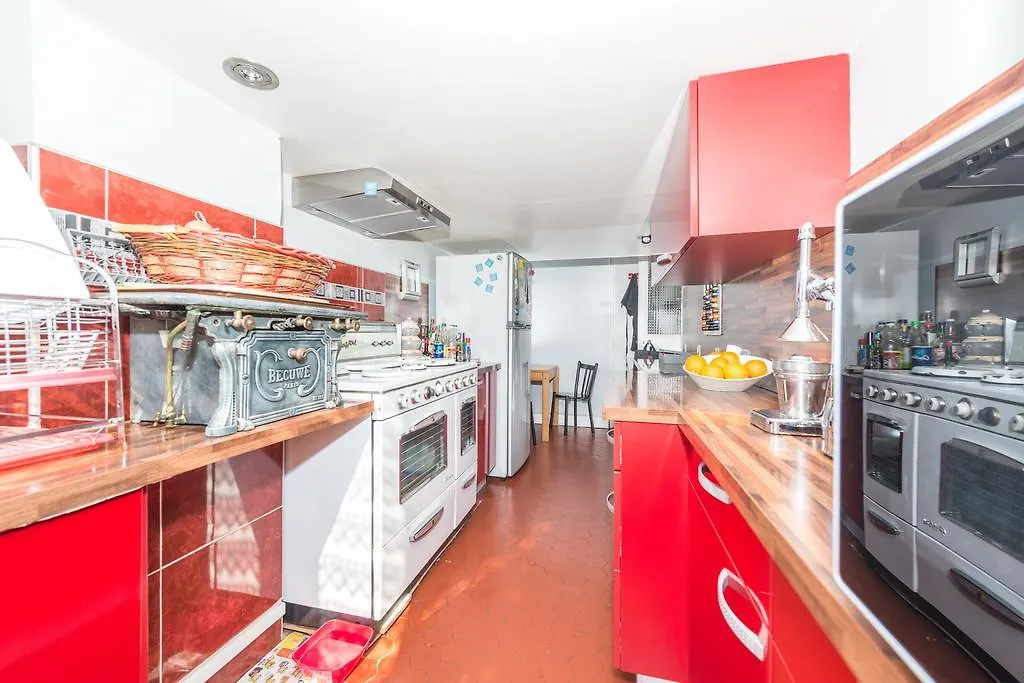 Homestay Maam - Bugeaud Apartment Marseille