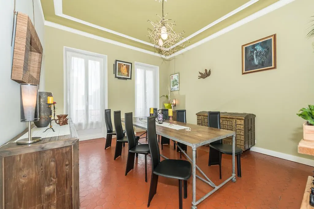Maam - Bugeaud Apartment Marseille Homestay