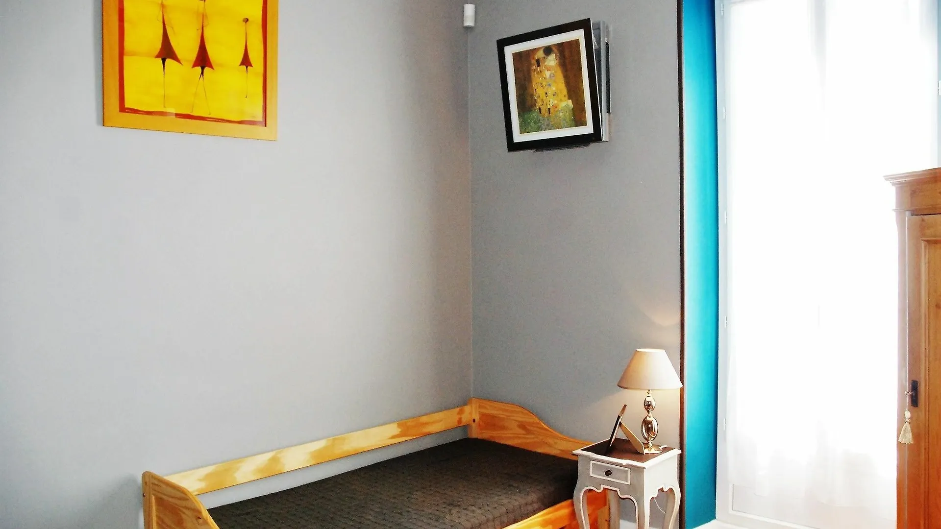Homestay Maam - Bugeaud Apartment Marseille