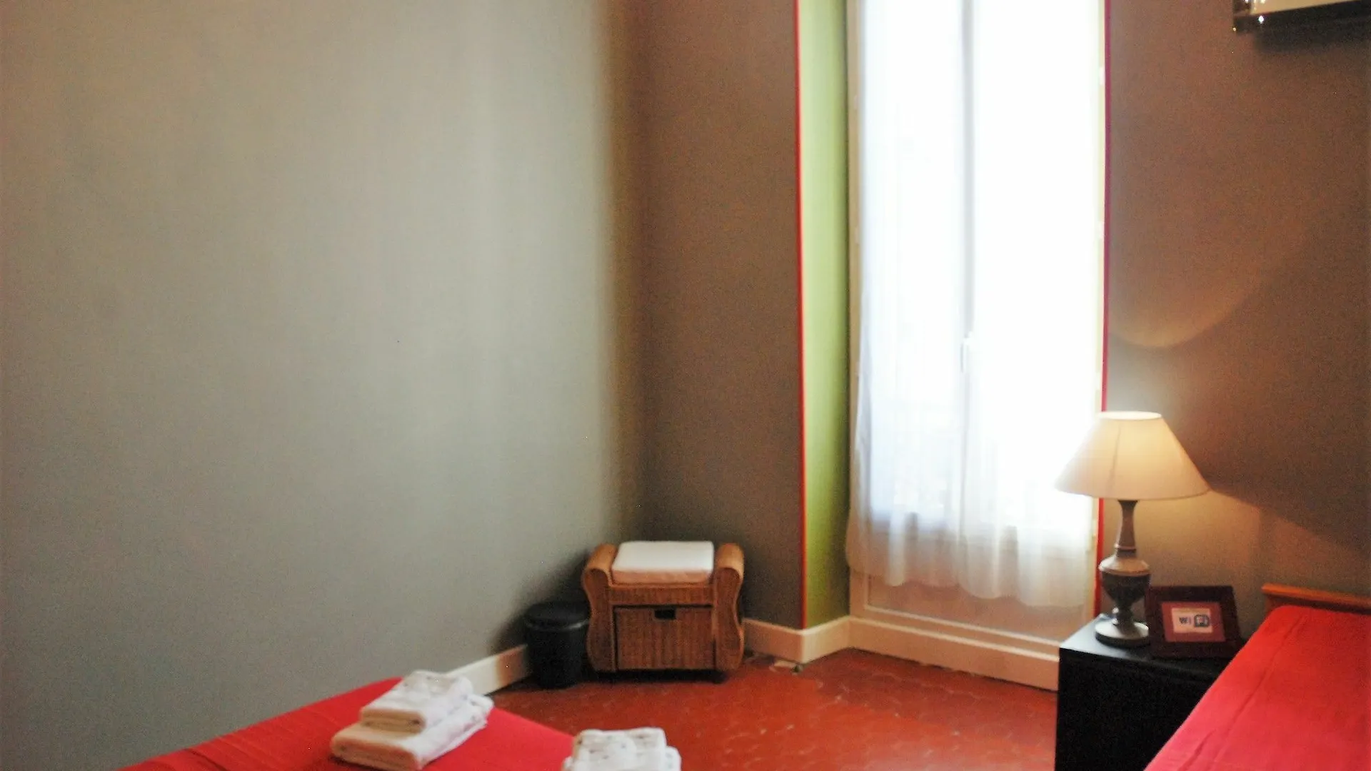 Maam - Bugeaud Apartment Marseille Homestay