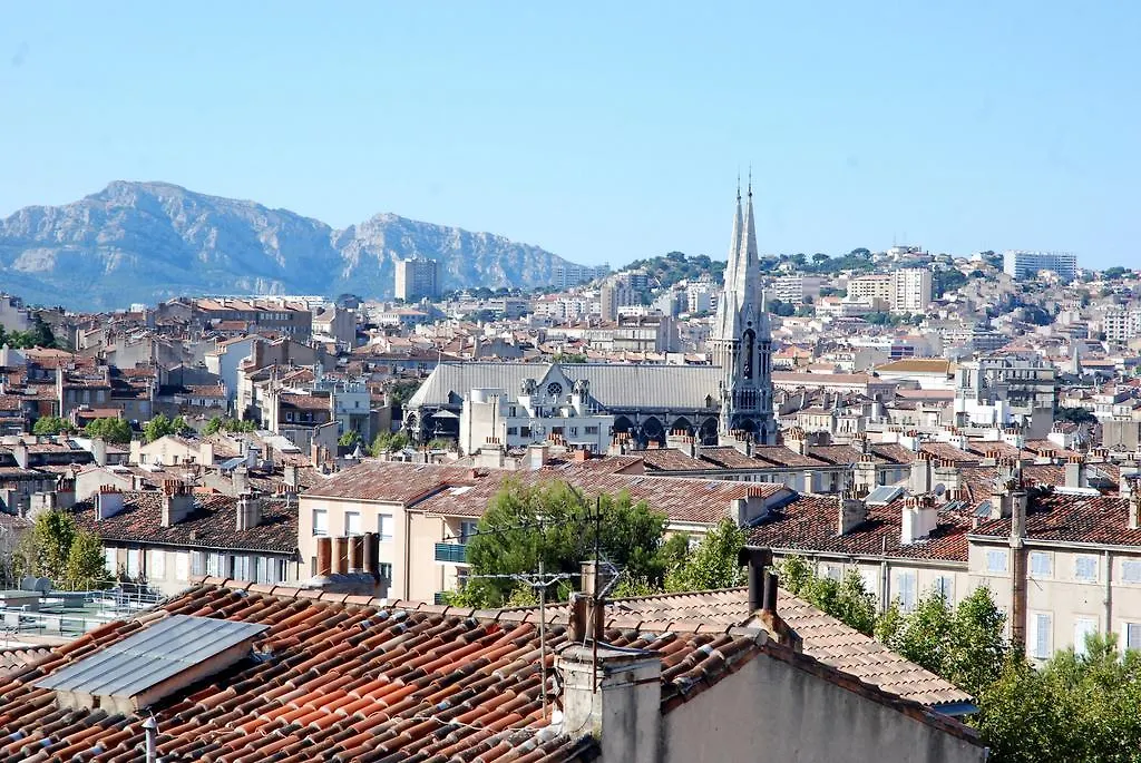 Homestay Maam - Bugeaud Apartment Marseille France